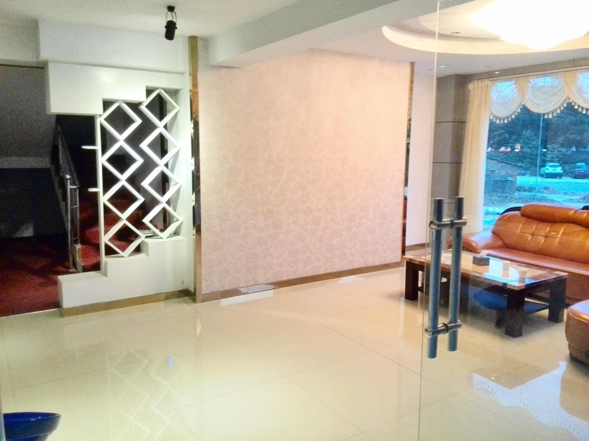Guilin Tianyi Business Hotel 外观 照片